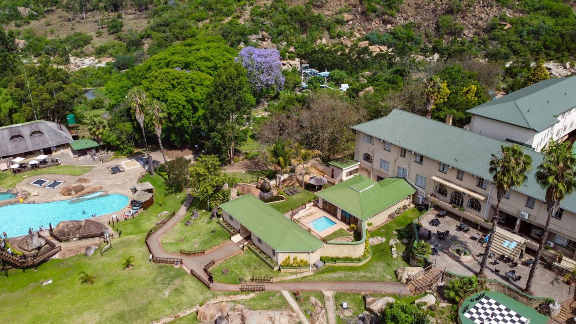 Gooderson Natal Spa Hot Springs Resort Paulpietersburg Exterior photo